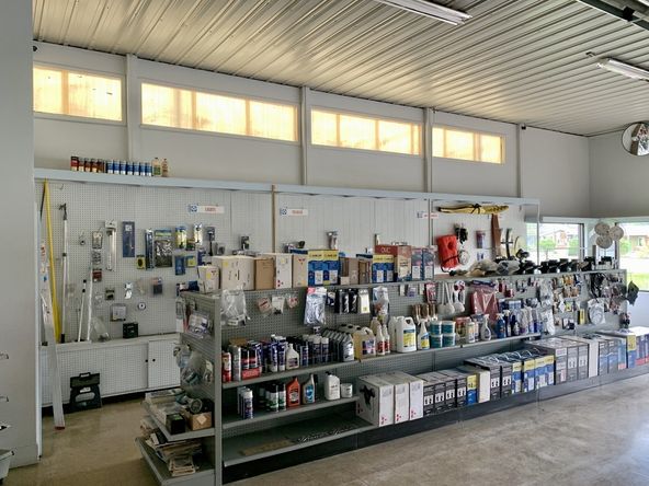 15 W Industrial Dr, Kankakee, IL 60901